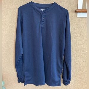 Men’s Medium Nevada Long Sleeve Henley Shirt.